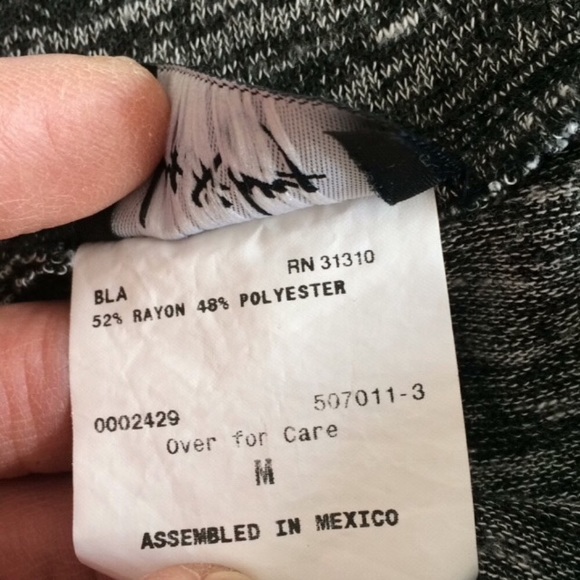 By & By Black & White Knit maxi skirt Size Medium - Picture 4 of 8